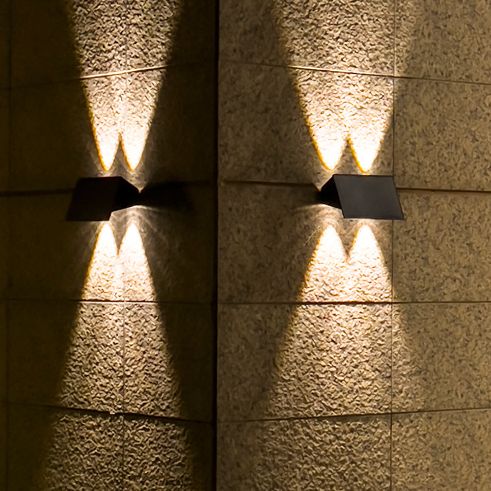 YH0616 Waterproof Outdoor Lamp Wall Mounted Led Solar Up And Down Wall