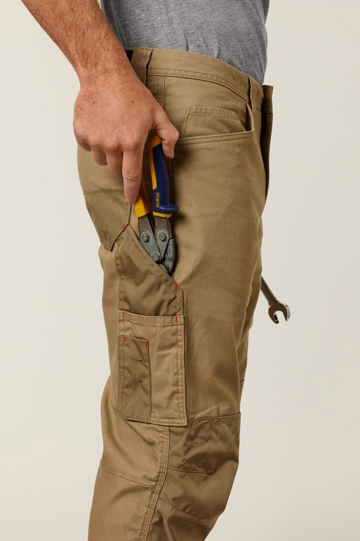 Hard Yakka Y02202 Khaki Legends Cotton Cargo Pant