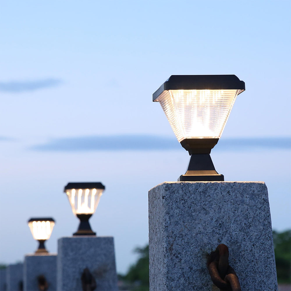 YH011800 Landscape Fence Outdoor Waterproof House Lighting Solar Pillar Light